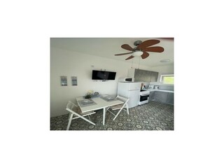 Apartment Karlobag Features 8