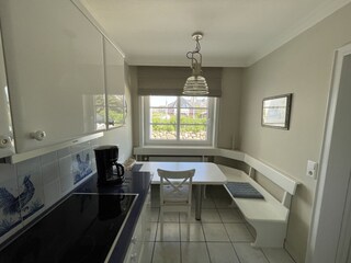 Küche mit Blick nach draußen