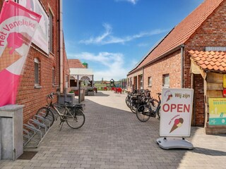 Holiday house Baarle-Nassau Environment 40