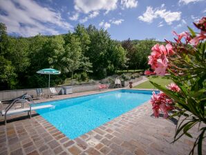 Villa in Toscane met Privézwembad en Uitzicht