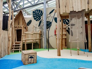 Vakantiepark Neufchâteau  33