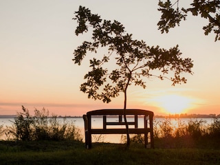 Aussicht vom Grundstück am Wasser