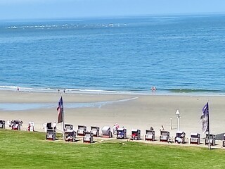 wunderschöner weißer Sand - Strand