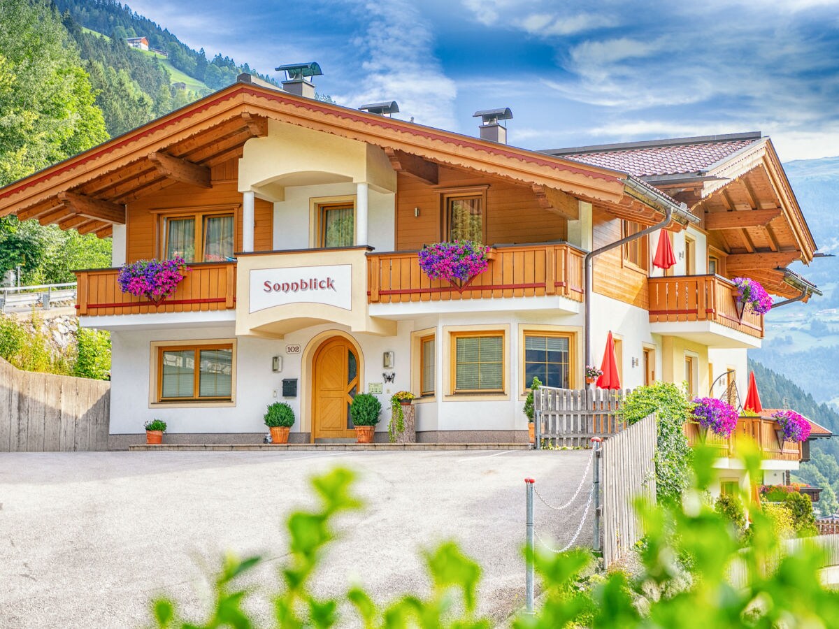 Holiday Apartment Landhaus Sonnblick Zell Am Ziller Mrs Martina