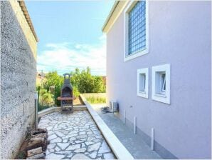 Villa Isabella - Four Bedroom Villa with Swimming Pool - Linardići - image1