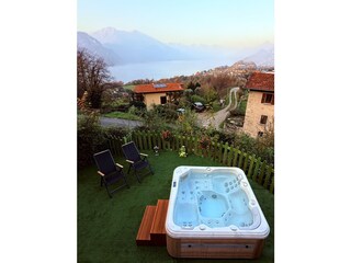 Private hot tube