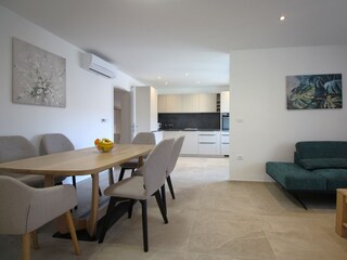 Cozy area with a lot of space