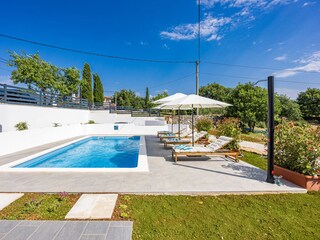 Villa Marčana Outdoor Recording 14