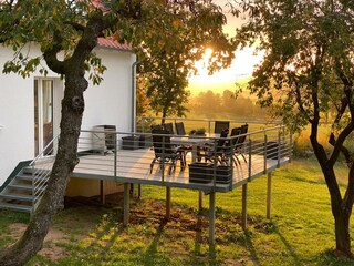 Die Terrasse im Abendlicht