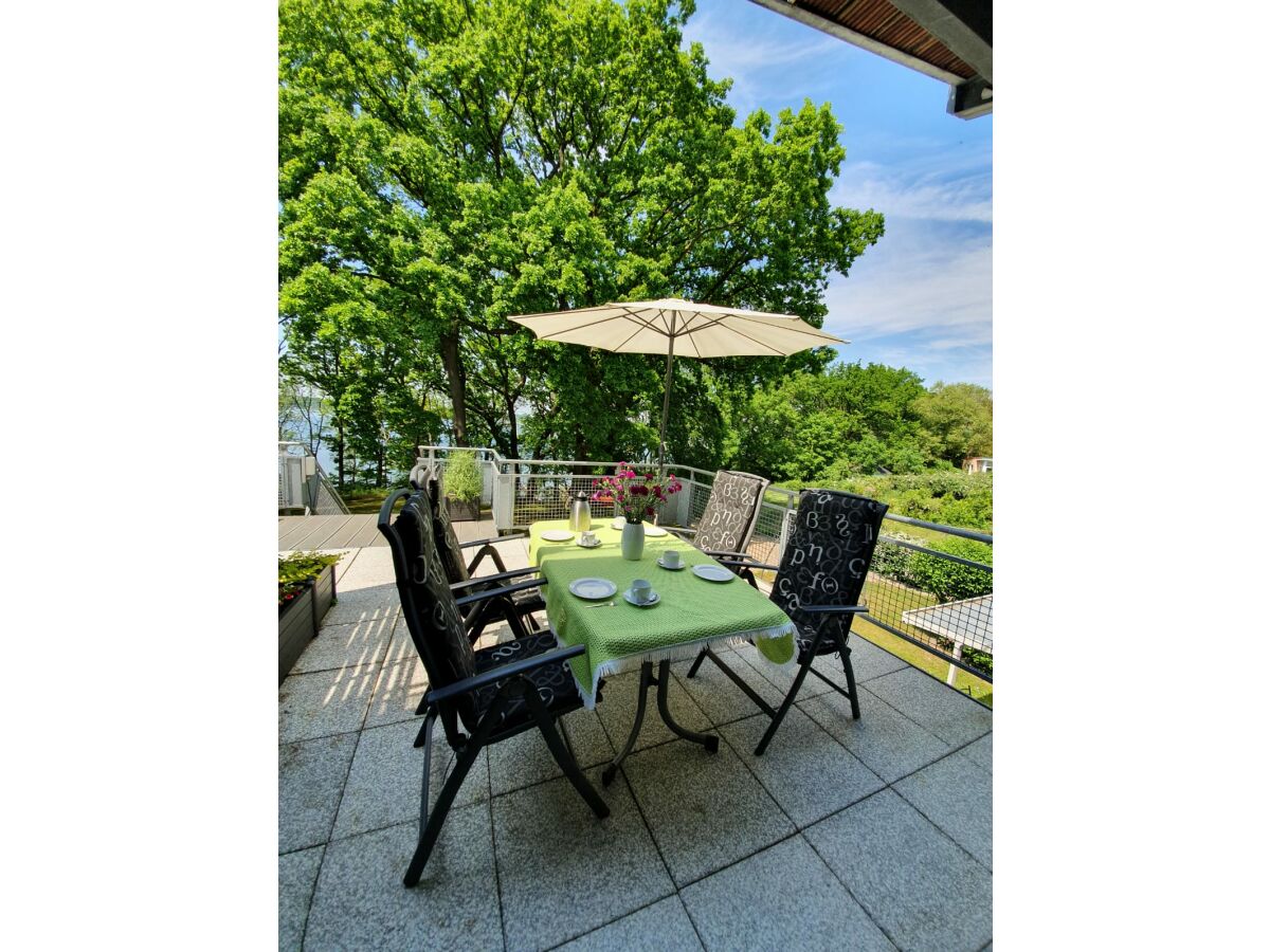 Terrasse mit Blick auf den Plauer See