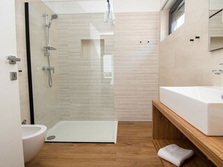 VILLA FÜR 9 PERSONEN