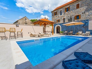 Villa Jesenice bei Dugi Rat Buitenaudio-opname 2