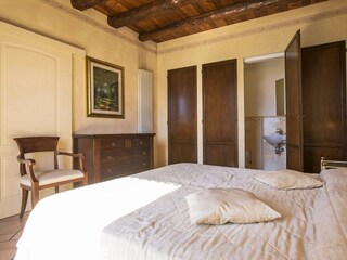 1. Schlafzimmer mit Doppelbett