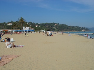 Strand zu Fuss erreichbar (10 Minuten)