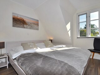 Schlafzimmer 1 mit Doppelbett OG