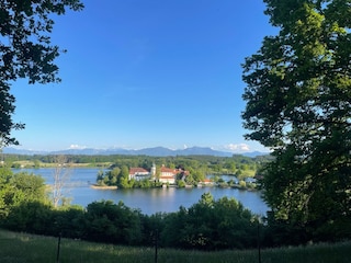 Weinbergrund beginnt unmittelbar vom Fereinhaus aus