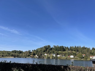 Blick vom Kloster Seeon  auf die Ferienwohnung