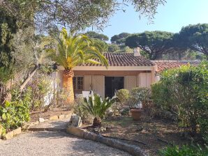 Holiday house Gigaro - Amandiers 335