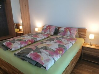 Schlafzimmer 2