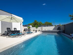 Villa Marsel avec piscine chauffée et jacuzzi - Vodnyan - image1