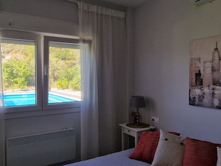 Schlafzimmer 1 mit Smart-TV