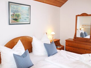 Schlafzimmer2