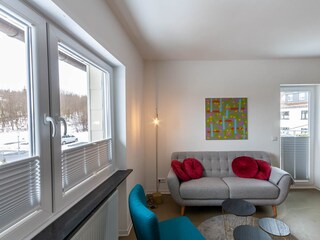 Wohn-/Essbereich mit offener Küche (Wohneinheit 1)
