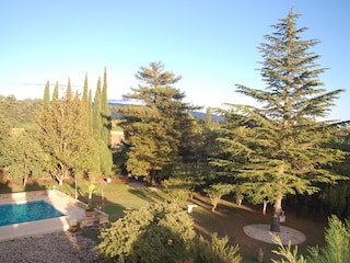 Garten mit Blick auf den Luberon