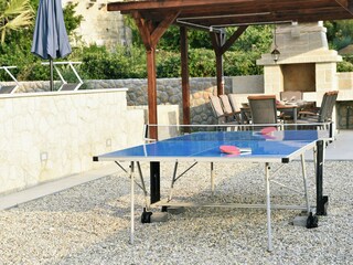 Grill  und  Tischtennis