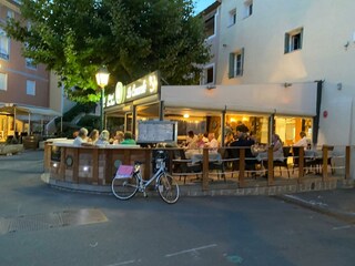 Bistro auf Piazza