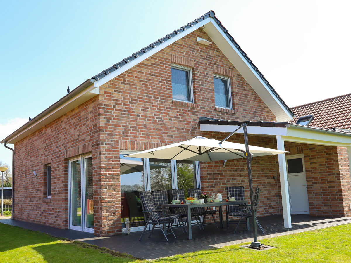 Das Ferienhaus Marinapark 147 - Blick auf die Terrasse