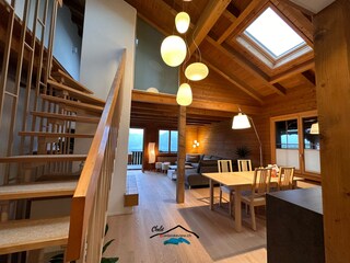 modernes, lichtdurchflutetes Chalet