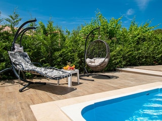 LUXURY VILLA WITH SWIMMING POOL