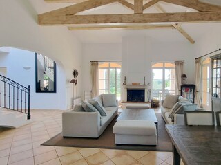 Villa Grimaud Features 14