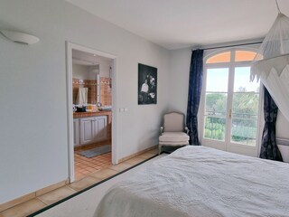 Villa Grimaud Features 22