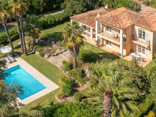 Villa Grimaud Outdoor Recording 2