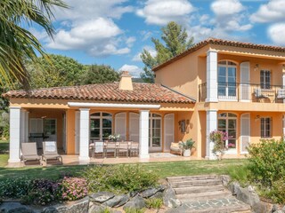 Villa Grimaud Outdoor Recording 14