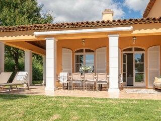 Villa Grimaud Outdoor Recording 16