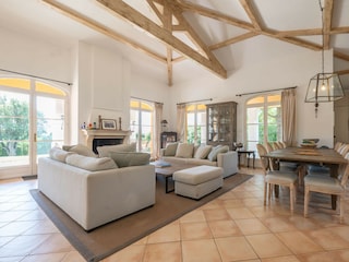 Villa Grimaud Features 29