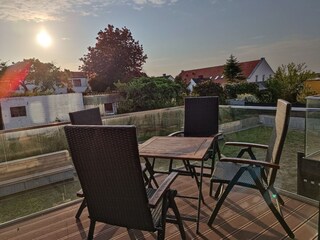 möblierter Balkon
