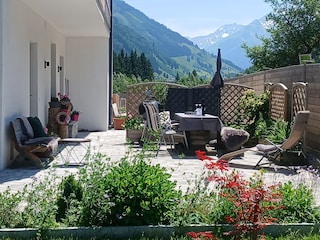 Terrace with a view to the mountains
