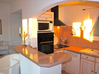 Vakantiehuis Le Plan-de-la-Tour Keuken 16