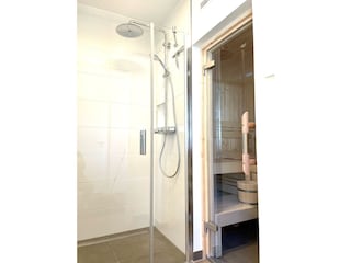 Dusche/Sauna Erdgeschoss