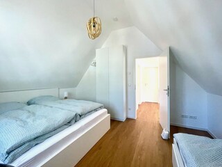 Schlafzimmer 1 Dachgeschoss