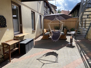 Terrasse und Innenhof