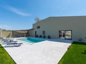 Luxury Villa Cesarica