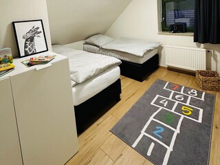 Schlafzimmer 2/ Kinderzimmer