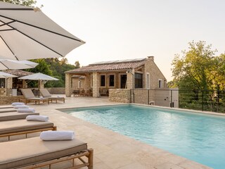 Villa Ménerbes Outdoor Recording 6