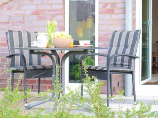 Terrasse mit Deichblick