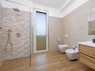 Villa Mali Maj Características 61